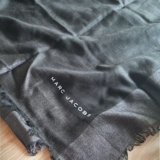 Xale Marc Jacobs preto