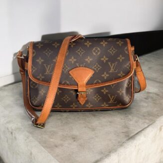LV Valois Vintage
