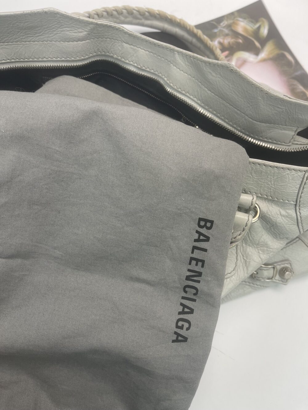 Balenciaga gelo - Image 4