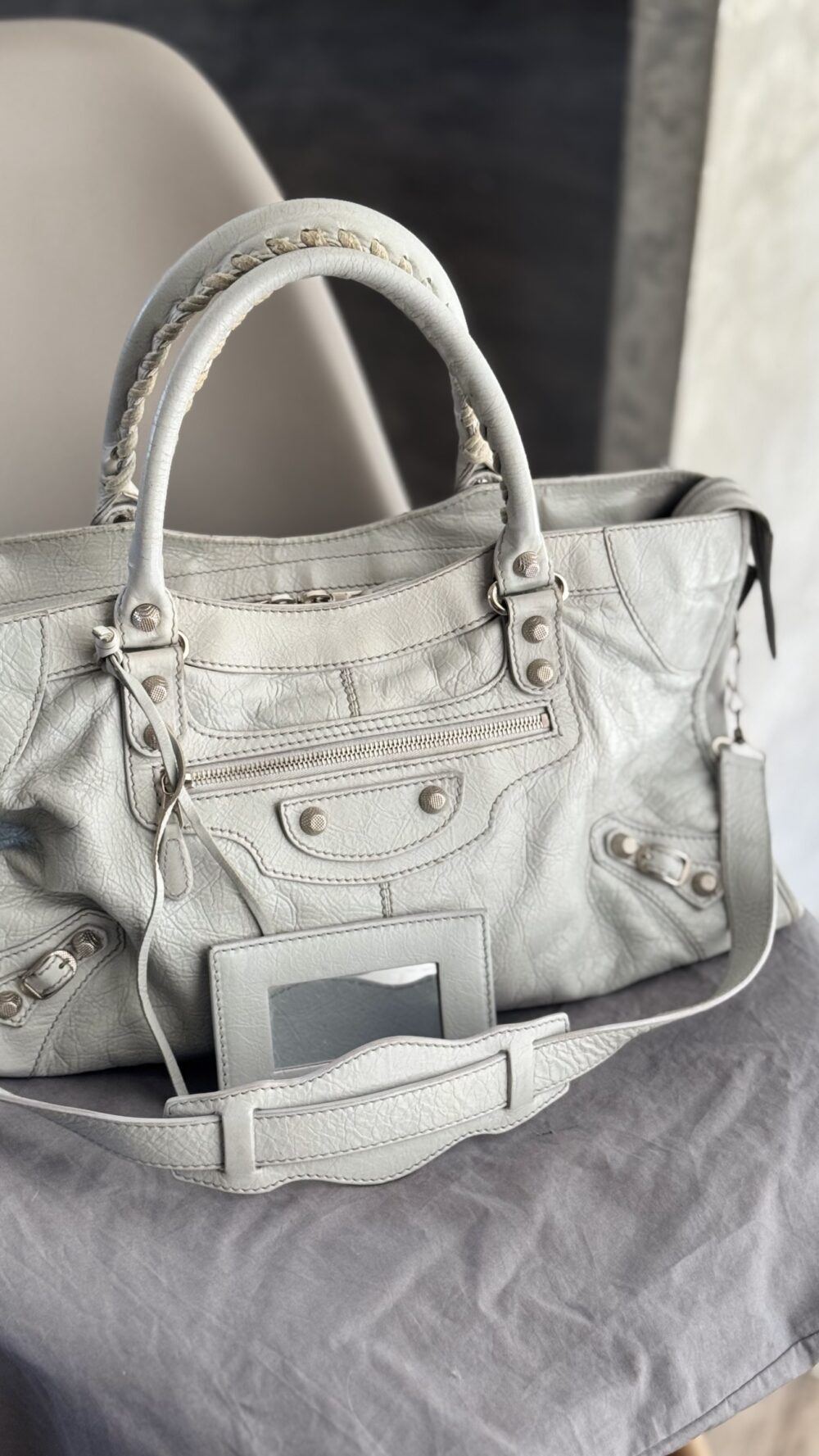 Balenciaga gelo