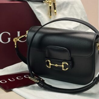 Gucci Horsebit preta