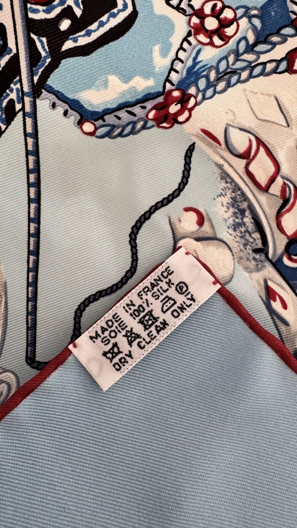 HERMES CIEL/BLUE GLACIER/BORDEAUX “PAPEROLES” 90CM SILK SCARF - Image 4
