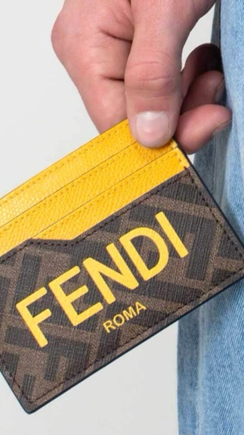 Porta Cartão Fendi