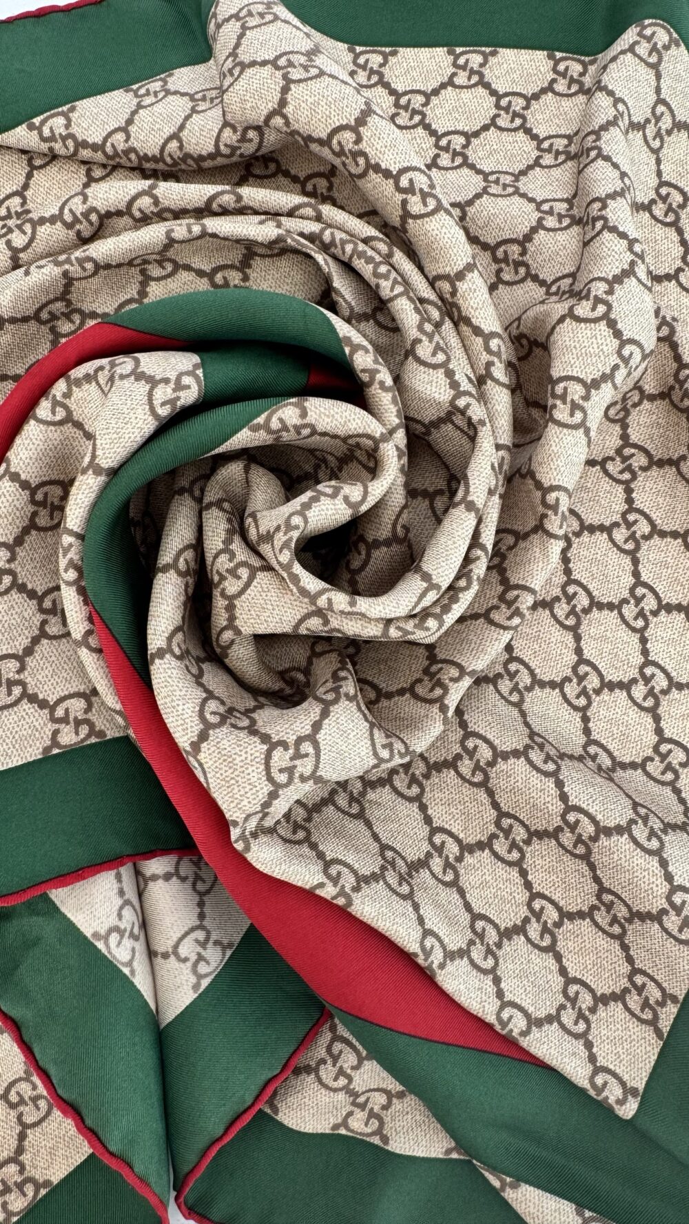 Lenço Gucci Seda Guccissima - Image 4