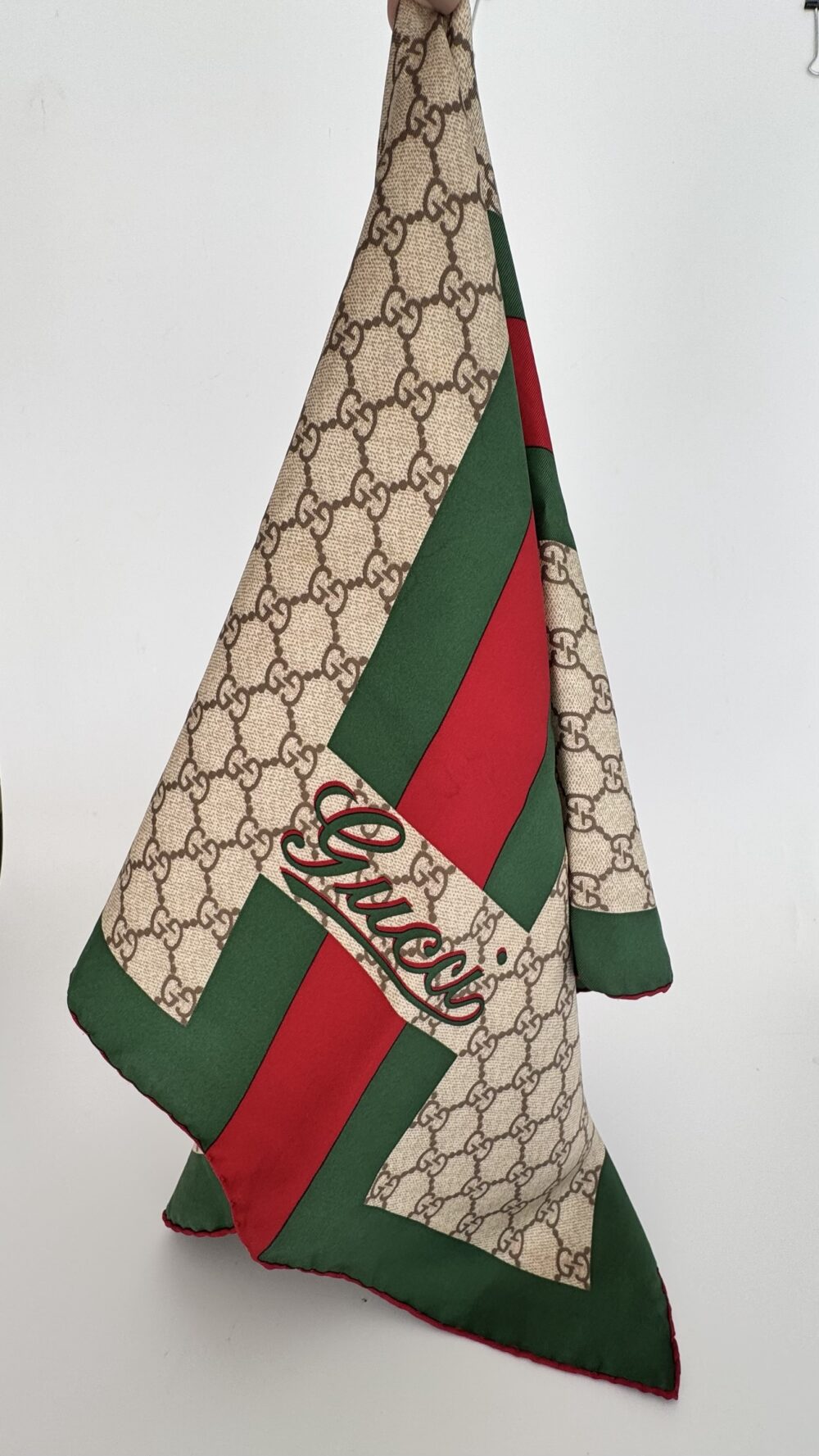 Lenço Gucci Seda Guccissima
