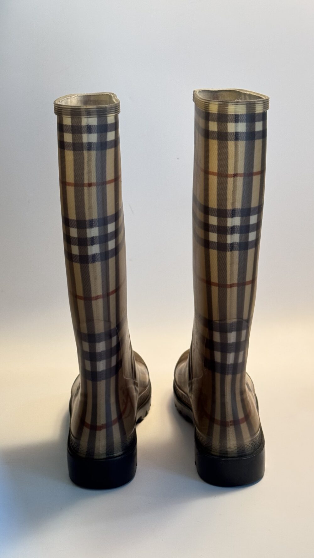 Galocha Burberry 40 europa - Image 4