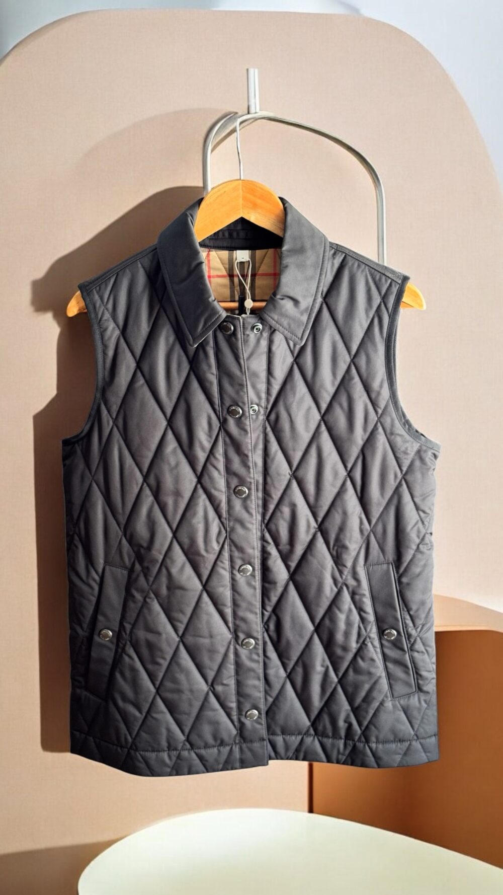 Colete Burberry Preto Matelassê