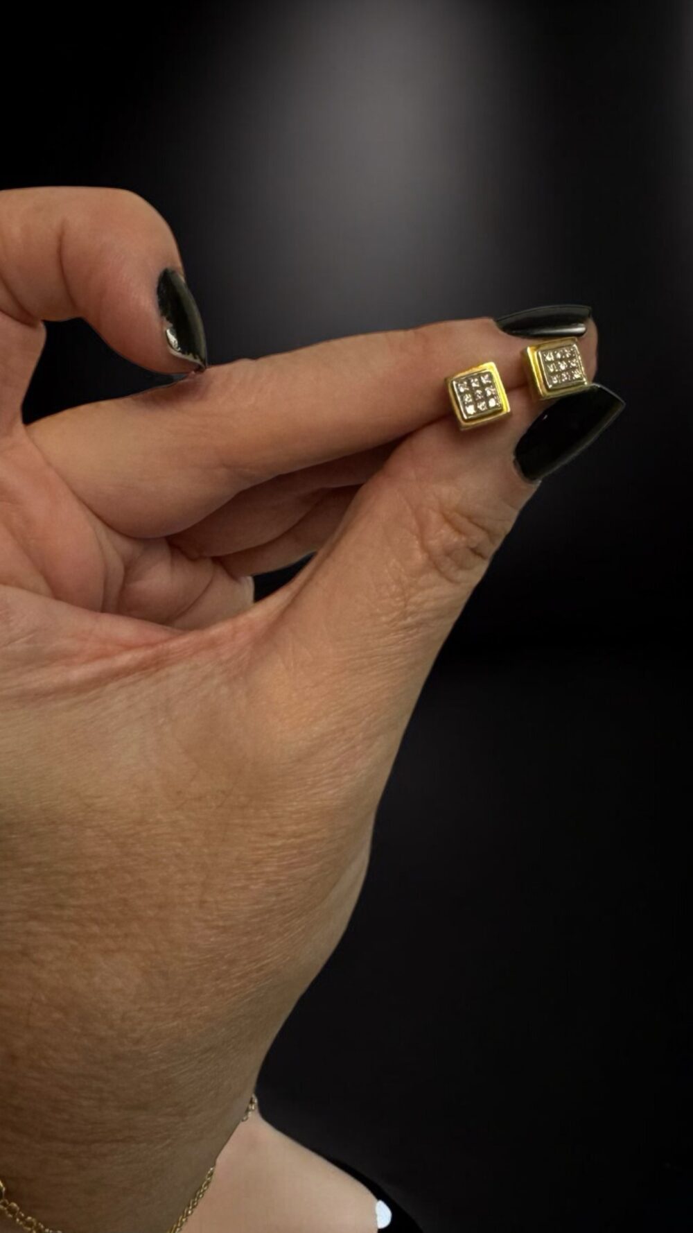 Brinco ouro amarelo diamantes - Image 3