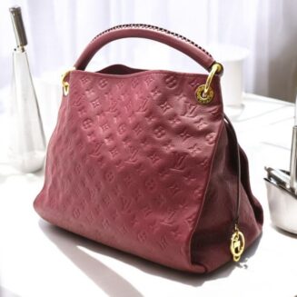 Artsy Empreinte vinho
