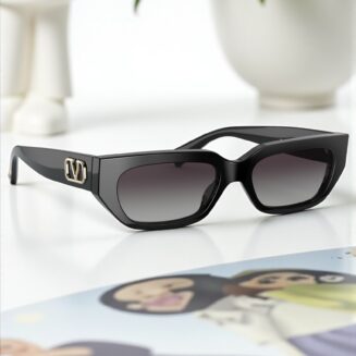 Valentino black