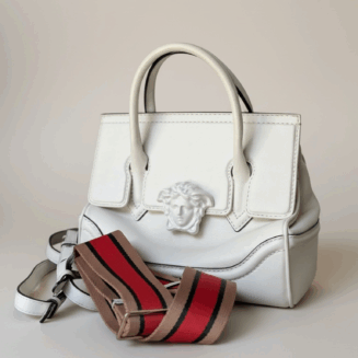 Versace modelo Palazzo Empire em branco.