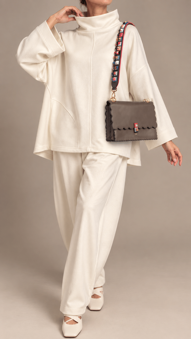 Fendi Kan I Scalloped - Imagem 12